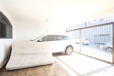 Casa à venda com 250m², 4 quartos e 2 vagasGaragem