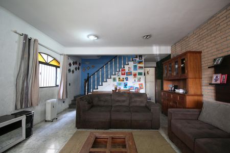 Sala de casa à venda com 4 quartos, 250m² em Jardim Paris, São Paulo