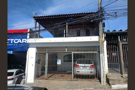 Casa à venda com 250m², 4 quartos e 2 vagasFachada 