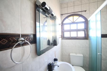 Casa à venda com 250m², 4 quartos e 2 vagasBanheiro Social