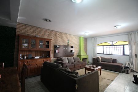 Sala de casa à venda com 4 quartos, 250m² em Jardim Paris, São Paulo