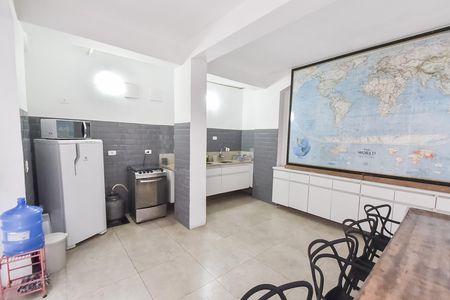 Casa à venda com 540m², 11 quartos e sem vaga Casa à venda com 540m², 11 quartos e sem vagaCozinha 3
