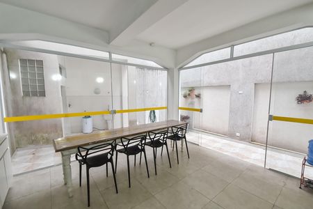 Casa à venda com 540m², 11 quartos e sem vaga Casa à venda com 540m², 11 quartos e sem vagaCozinha 3