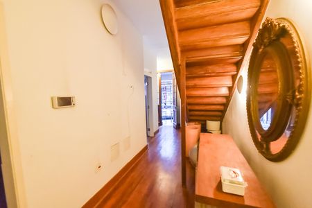 Casa à venda com 540m², 11 quartos e sem vaga Casa à venda com 540m², 11 quartos e sem vagaHall de entrada