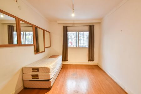 Casa à venda com 540m², 11 quartos e sem vaga Casa à venda com 540m², 11 quartos e sem vagaQuarto 6