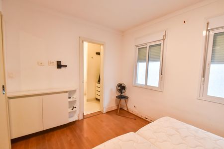 Casa à venda com 540m², 11 quartos e sem vaga Casa à venda com 540m², 11 quartos e sem vagaSuíte 1