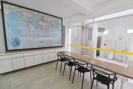 Casa à venda com 540m², 11 quartos e sem vaga Casa à venda com 540m², 11 quartos e sem vagaCozinha 3