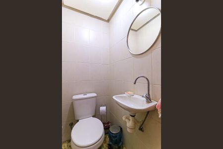 Lavabo de casa para alugar com 2 quartos, 86m² em Méier, Rio de Janeiro