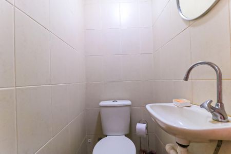 Casa para alugar com 86m², 2 quartos e 1 vaga Casa para alugar com 86m², 2 quartos e 1 vagaLavabo