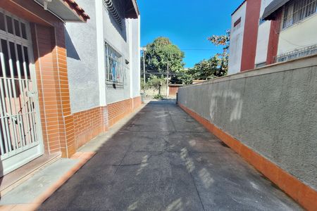 Condomínio de casa para alugar com 3 quartos, 62m² em Jardim Primavera, Duque de Caxias