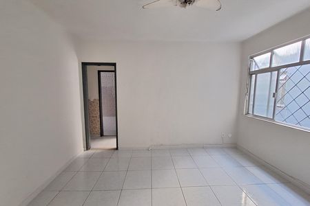 Sala de apartamento para alugar com 2 quartos, 62m² em Jardim Primavera, Duque de Caxias