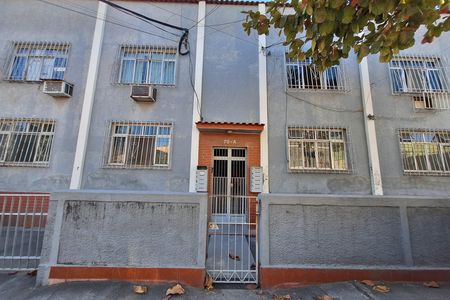 Apartamento para alugar com 62m², 2 quartos e 1 vagaFachada