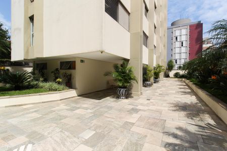 Apartamento para alugar com 125m², 3 quartos e 2 vagas Apartamento para alugar com 125m², 3 quartos e 2 vagasÁrea comum