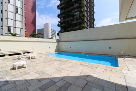Apartamento para alugar com 125m², 3 quartos e 2 vagas Apartamento para alugar com 125m², 3 quartos e 2 vagasÁrea comum - Piscina