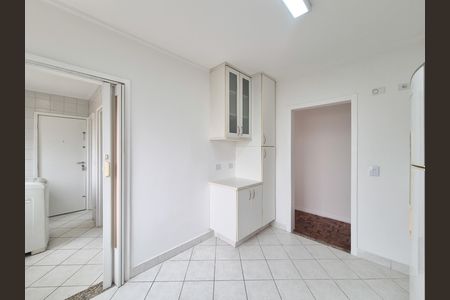 Apartamento para alugar com 125m², 3 quartos e 2 vagas Apartamento para alugar com 125m², 3 quartos e 2 vagasCozinha