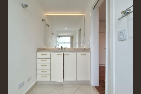Apartamento para alugar com 125m², 3 quartos e 2 vagas Apartamento para alugar com 125m², 3 quartos e 2 vagasBanheiro da Suíte