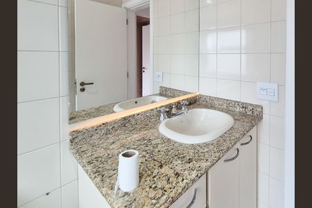Apartamento para alugar com 125m², 3 quartos e 2 vagas Apartamento para alugar com 125m², 3 quartos e 2 vagasBanheiro