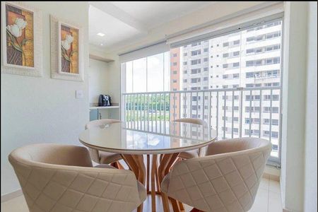 Apartamento para alugar com 65m², 2 quartos e 1 vaga Apartamento para alugar com 65m², 2 quartos e 1 vagaSala de Jantar