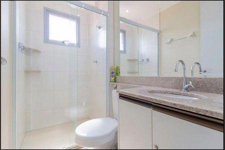 Apartamento para alugar com 65m², 2 quartos e 1 vaga Apartamento para alugar com 65m², 2 quartos e 1 vagaBanheiro