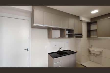 Cozinha e Área de Serviço de apartamento para alugar com 2 quartos, 36m² em Cidade Nova São Miguel, São Paulo