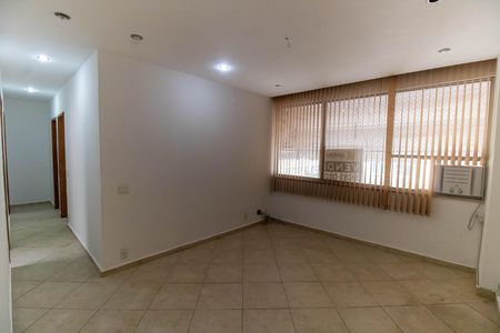 Sala de apartamento para alugar com 2 quartos, 70m² em Santa Rosa, Niterói