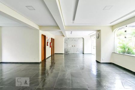Apartamento à venda com 35m², 1 quarto e 1 vaga Apartamento à venda com 35m², 1 quarto e 1 vagaÁrea comum - Salão de festas