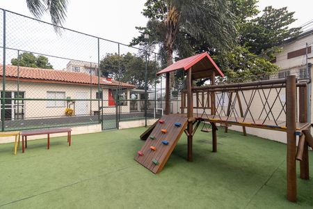 Apartamento para alugar com 49m², 2 quartos e 1 vaga Apartamento para alugar com 49m², 2 quartos e 1 vagaÁrea comum - Playground