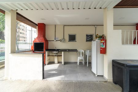 Apartamento para alugar com 49m², 2 quartos e 1 vaga Apartamento para alugar com 49m², 2 quartos e 1 vagaÁrea comum - Churrasqueira