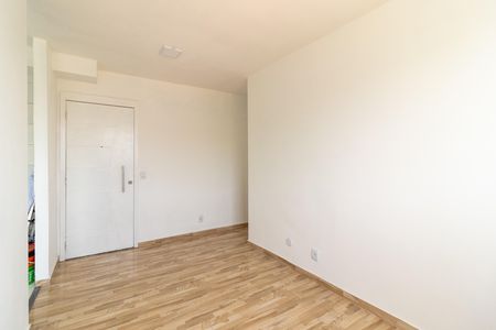 Sala de apartamento para alugar com 2 quartos, 49m² em Rocha Miranda, Rio de Janeiro