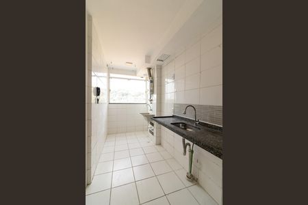 Apartamento para alugar com 49m², 2 quartos e 1 vaga Apartamento para alugar com 49m², 2 quartos e 1 vagaCozinha e Área de Serviço