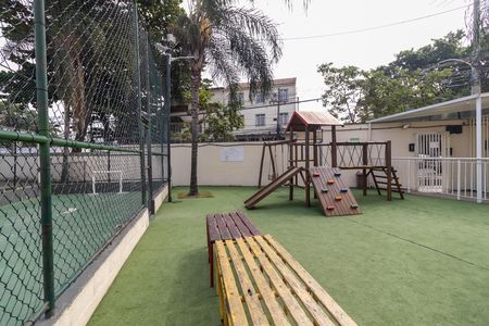 Apartamento para alugar com 49m², 2 quartos e 1 vaga Apartamento para alugar com 49m², 2 quartos e 1 vagaÁrea comum - Playground