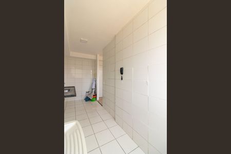 Apartamento para alugar com 49m², 2 quartos e 1 vaga Apartamento para alugar com 49m², 2 quartos e 1 vagaCozinha e Área de Serviço