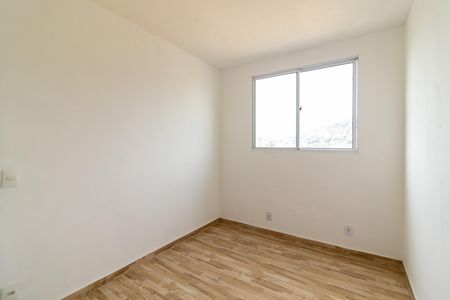 Quarto 1 de apartamento para alugar com 2 quartos, 49m² em Rocha Miranda, Rio de Janeiro
