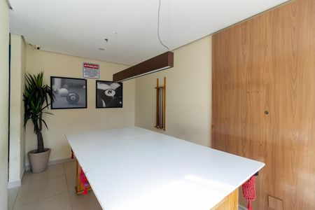 Apartamento para alugar com 49m², 2 quartos e 1 vaga Apartamento para alugar com 49m², 2 quartos e 1 vagaÁrea comum - Sala de Jogos