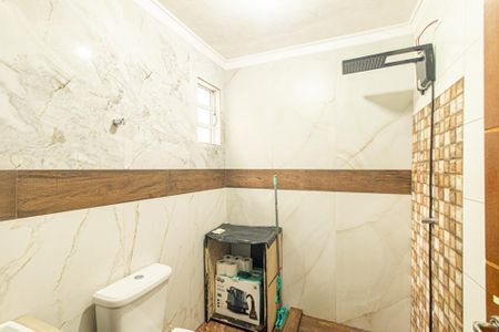 Casa à venda com 134m², 3 quartos e 2 vagas Casa à venda com 134m², 3 quartos e 2 vagasBanheiro Social