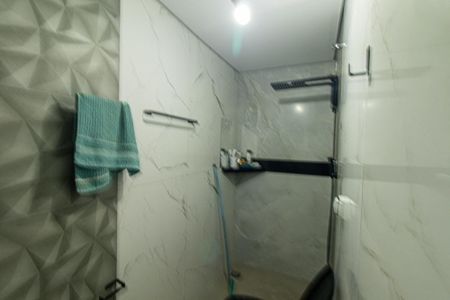 Casa à venda com 134m², 3 quartos e 2 vagas Casa à venda com 134m², 3 quartos e 2 vagasBanheiro da Suite