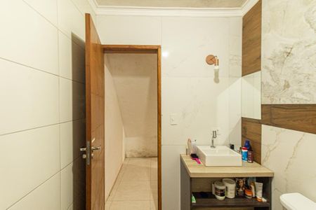 Casa à venda com 134m², 3 quartos e 2 vagas Casa à venda com 134m², 3 quartos e 2 vagasBanheiro Social