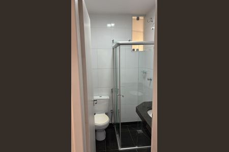 Banheiro de apartamento para alugar com 3 quartos, 86m² em Vila Ermelinda, Belo Horizonte