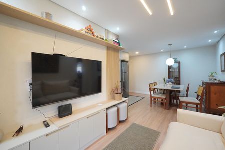 Apartamento à venda com 71m², 2 quartos e 1 vagaSala