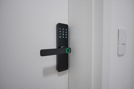 Apartamento à venda com 71m², 2 quartos e 1 vagaFechadura Digital