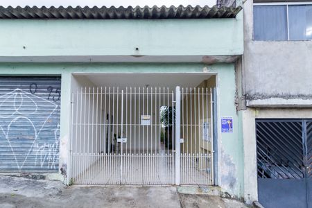 Casa para alugar com 70m², 2 quartos e 1 vaga Casa para alugar com 70m², 2 quartos e 1 vagaFachada