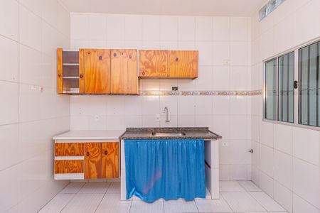 Casa para alugar com 70m², 2 quartos e 1 vaga Casa para alugar com 70m², 2 quartos e 1 vagaCozinha