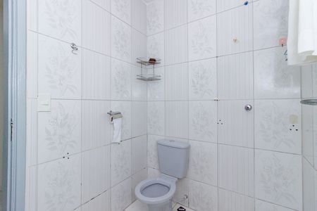 Casa para alugar com 70m², 2 quartos e 1 vaga Casa para alugar com 70m², 2 quartos e 1 vagaBanheiro