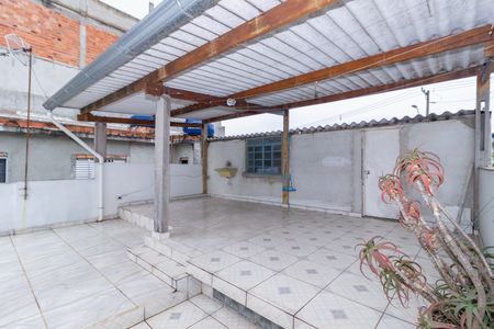 Casa para alugar com 70m², 2 quartos e 1 vaga Casa para alugar com 70m², 2 quartos e 1 vagaVaranda