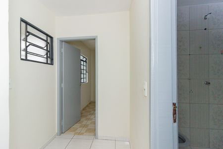 Casa para alugar com 70m², 2 quartos e 1 vaga Casa para alugar com 70m², 2 quartos e 1 vagaCorredor