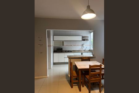 Apartamento para alugar com 56m², 2 quartos e sem vaga Apartamento para alugar com 56m², 2 quartos e sem vagaCozinha