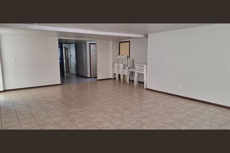 Apartamento para alugar com 98m², 2 quartos e 2 vagasÁrea comum - Salão de festas