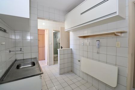 Apartamento para alugar com 98m², 2 quartos e 2 vagasCozinha