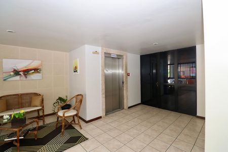 Apartamento para alugar com 98m², 2 quartos e 2 vagasHall de entrada