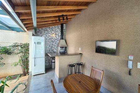 Apartamento à venda com 56m², 2 quartos e 1 vaga Apartamento à venda com 56m², 2 quartos e 1 vagaÁrea comum - Churrasqueira